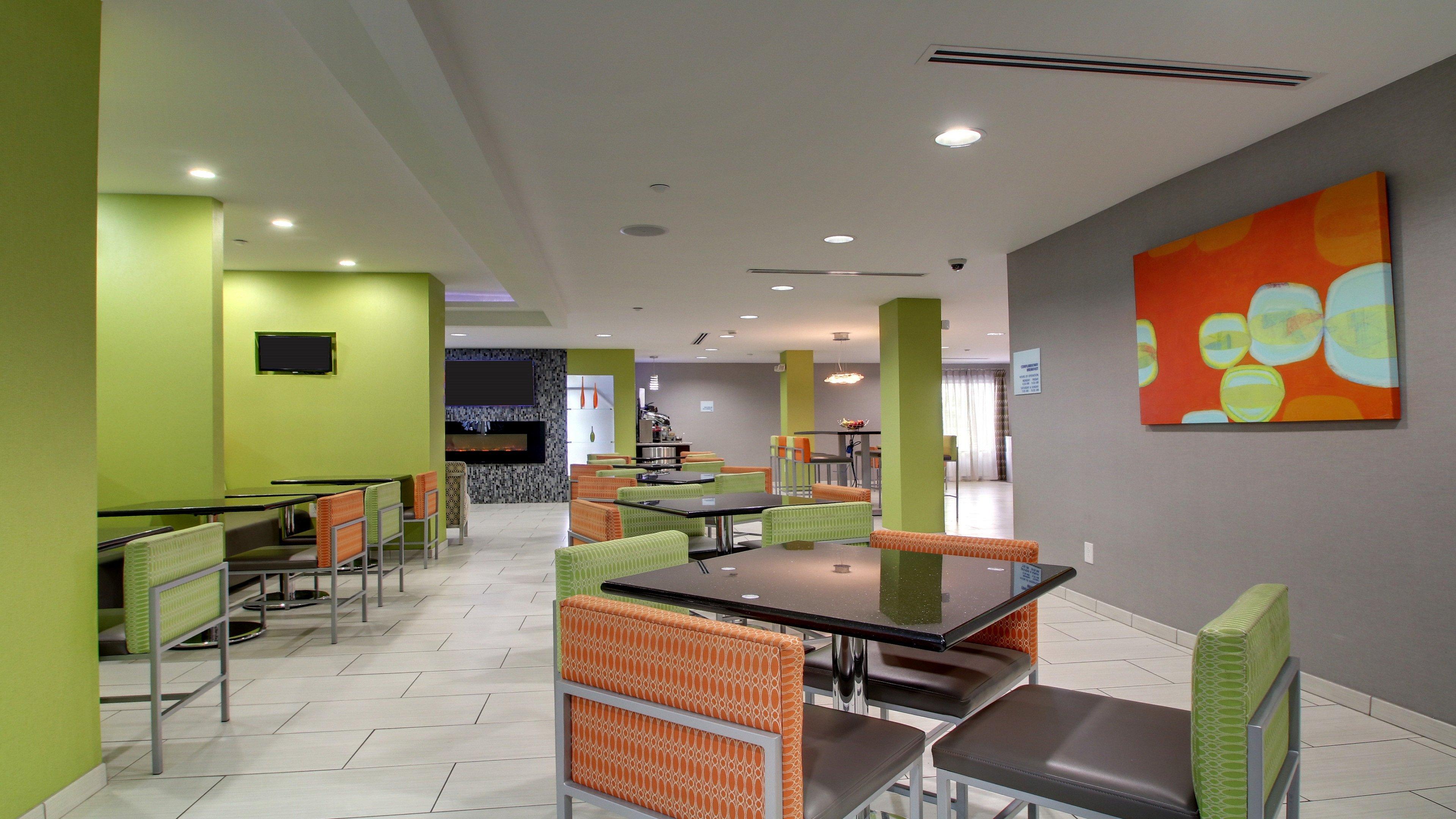 Holiday Inn Express & Suites Jackson Downtown - Coliseum By Ihg Exteriör bild