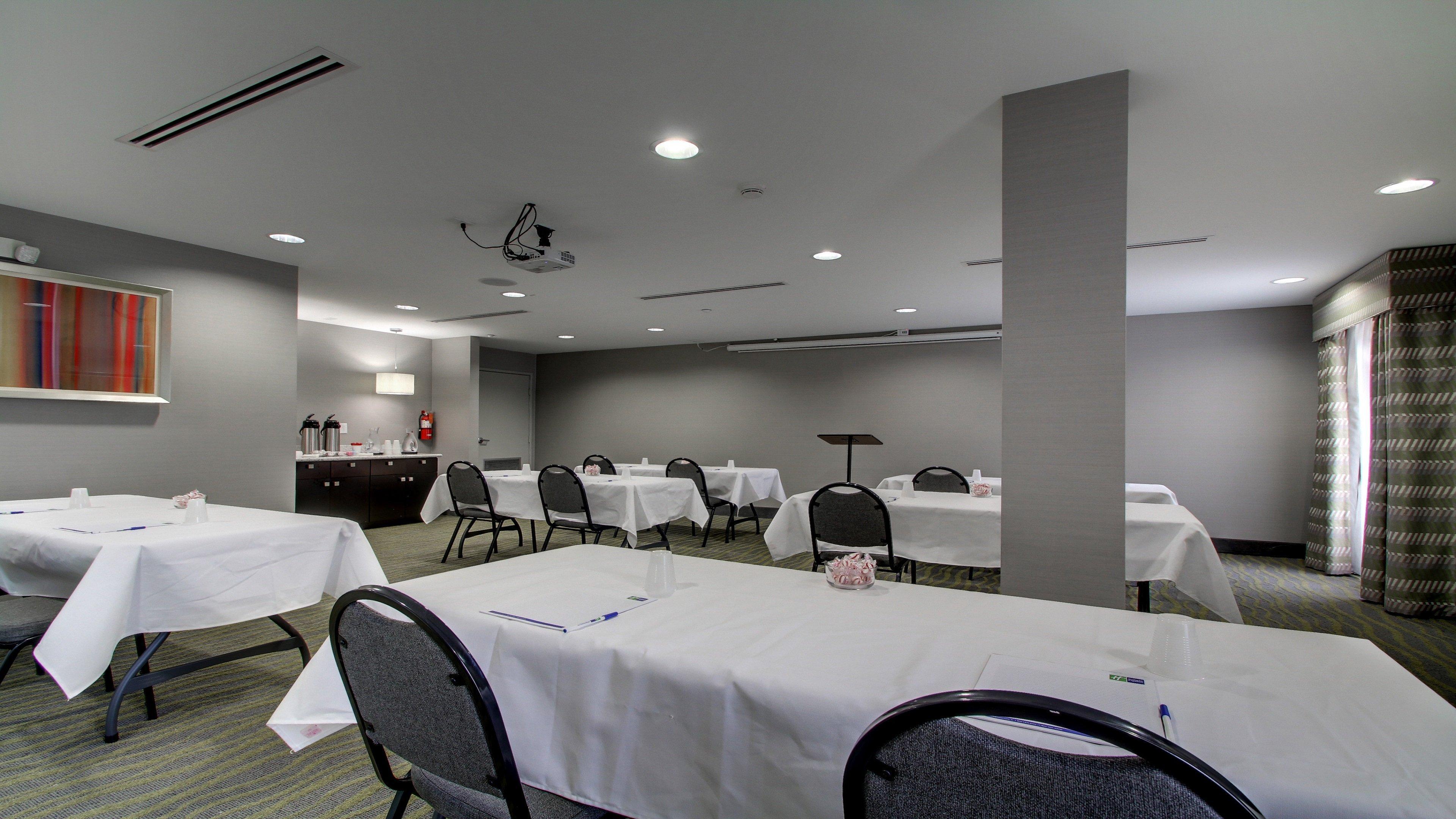Holiday Inn Express & Suites Jackson Downtown - Coliseum By Ihg Exteriör bild