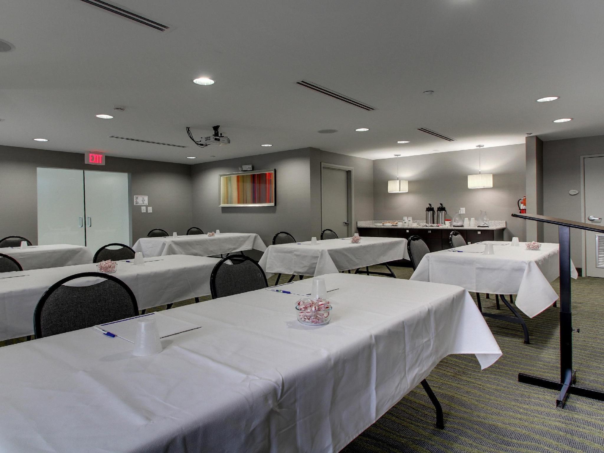 Holiday Inn Express & Suites Jackson Downtown - Coliseum By Ihg Exteriör bild